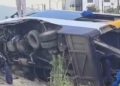 Tragjedi në autostradën Durrës-Tiranë! Furgoni del nga rruga dhe përmbyset, ndërron jetë shoferi, disa të plagosur