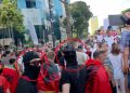 Nxitje dhune dhe bllokim rrugësh / Policia identifikon organizatorët e protestës nga punonjësit e OJF-ve tek bankierët, priten veprime të forta ligjore dhe dhjetëra shoqërime