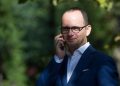 Ditmir Bushati sfidon Pilinçin, vetëshpallet kryeministër i qeverisë teknike: Më kanë përzgjedhur të huajit