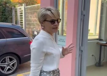Foto/ Kryemadhi nxjerr mesazhet me Ramën: Na bashkon shija, shija dhe shija! Është çudi më vete