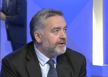 “Me Neomalsoren kam patur afrimitet”, Klosi: Hapja e partisë me kaq shumë të rinj ka pasoja