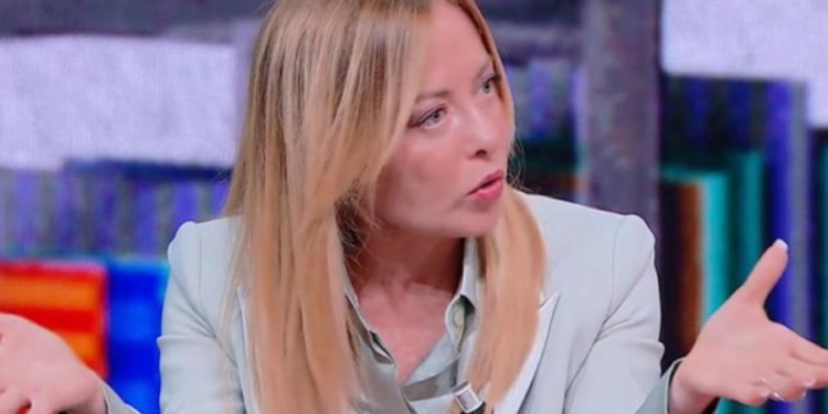 “Nuk jam antiamerikane”, Meloni trazon Italinë: Presidenti i ri mund të mos jetë nga e majta