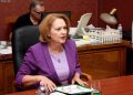 Arta Dade refuzon medaljen dhe ftesën për tubimin e sotëm: Shpirti i PS-së nuk është në antimitingun e Ramës, por në sheshin e rinisë