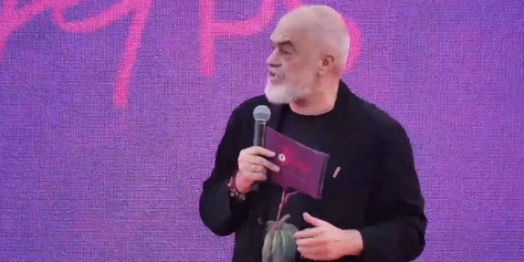“Ore ti pse del, se ata i kuptoj?” Rama tregon bisedën me mikun e tij që shkoi në protestë: Më tha ‘po bëhet nami me like’