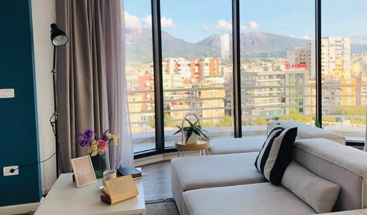 Qiratë ditore e nisin verën me vrull, kërkesa u rrit me 23% në qershor