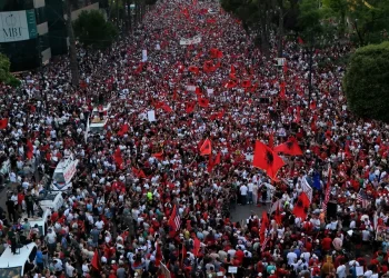 A mund ta ndryshojnë protestat ekuilibrin politik në Shqipëri?