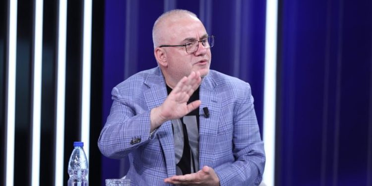 “Me 4 mln euro zgjidhej problemi i zjarreve”, Artan Hoxha: Rama premtoi avion Canadair 5 vite më parë, lekët ja dha Kaney West