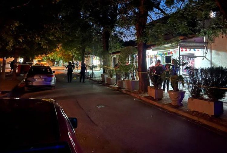 Të shtëna me armë zjarri në Elbasan, plagosen 3 persona