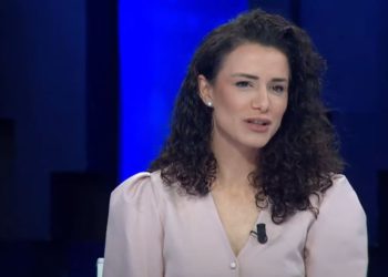 “Jam demokrate, por jo me PD”, Jola Hysaj reagon pas emërimit në krye të Agjencisë Kombëtare të Turizmit