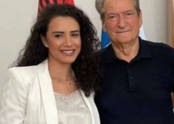 Jola Hysaj drejtoreshë e PS, Berisha: Ata që u bashkuan me Ramën, fatkeqësi që i kam patur pranë