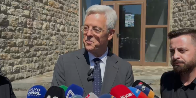 Ambasadori i Gjermanisë, ‘shuplakë’ protestuesve në Tiranë: Dhuna nuk është në përputhje me vlerat e BE