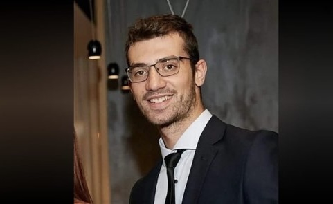 Albanian Marketing Academy, kurse profesionale apo kurse për “terrorizëm” online? Pronari i saj Enea Doku pjese e bandës linçuese të bizneseve