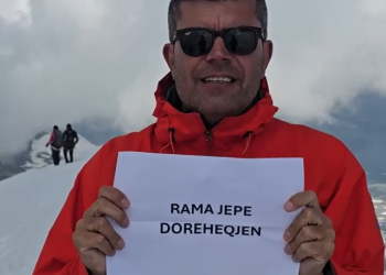 Ermal Hasimja mbështet sulmet ndaj turizmit: “Nuk shoh se si mund të akuzohen ata që bënë review negative”