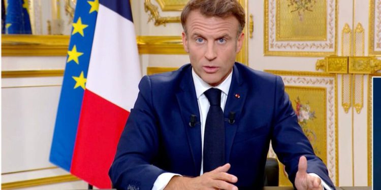 Sulmet ruse në Kiev, Macron: Rusia duhet të paguajë çmimin për agresionin.