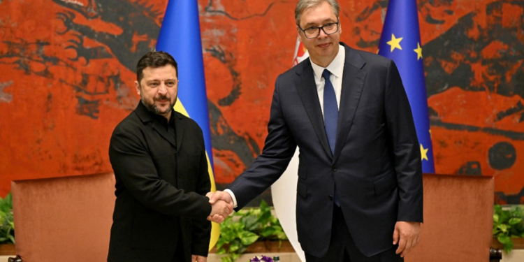 Zelensky kris marrëdhëniet Rusi-Serbi, Lavrov: E papranueshme që “vëllezërit” tanë të financojnë Ukrainën