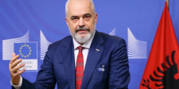 “Vazhdoni, çdo koment është një klikim më shumë”, Rama iu përgjigjet kritikëve për suksesin në sigurinë kibernetike