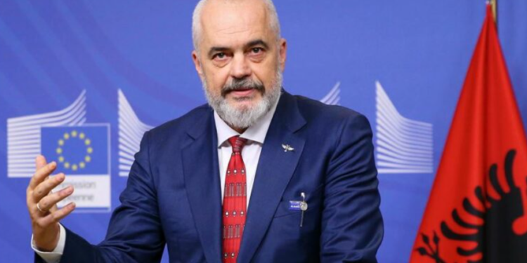 “Vazhdoni, çdo koment është një klikim më shumë”, Rama iu përgjigjet kritikëve për suksesin në sigurinë kibernetike