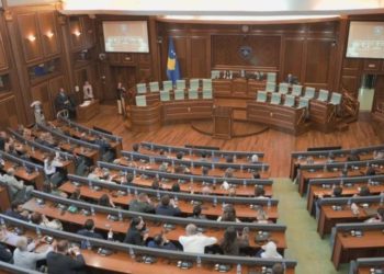 Pa marrëveshje dhe pa seancë, ngërçi politik në Kosovë hyn në fazë të re