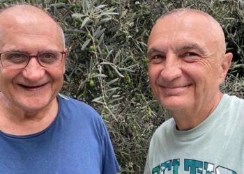 Petrit Vasili fsheh pasuri qindra mijëra euro te Kodra e Diellit dhe pallat në emrin e gruas së dytë, lidhja me kompaninë që i dha dhjetëra miliona euro kur ishte ministër Shëndetësie