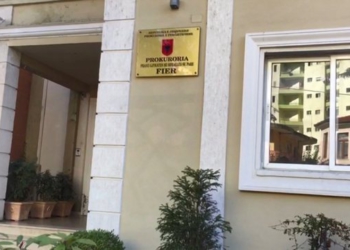 Arrestohen ish-kreu i Kadastrës Ertis Shehu dhe biznesmeni Kastriot Hasko për falsifikim pronash