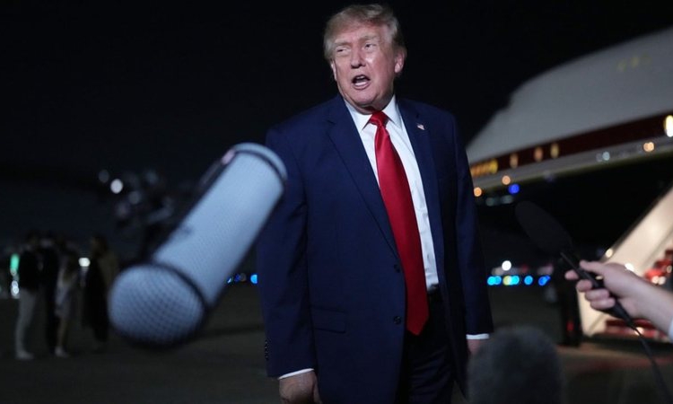 “Duhet të sillen mirë”/ Trump paralajmëron Iranin: Ose marrëveshje, ose do t’ju shkatërrojmë