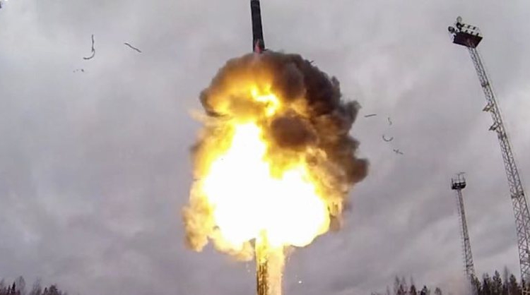 Kërcënimi i Kremlinit: Nëse Lituania strehon armë bërthamore, do ta vëmë në shënjestër