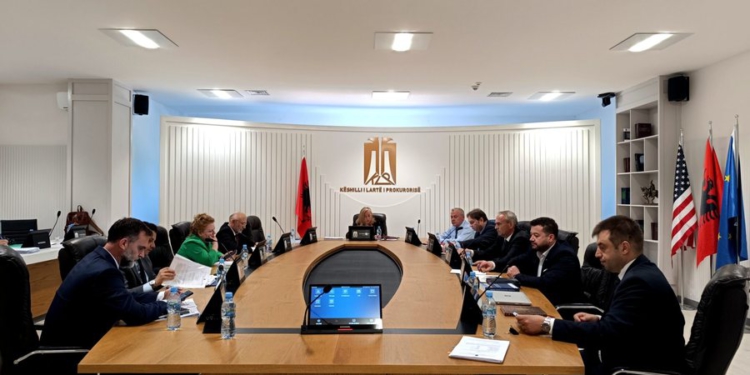 KLP në degradim/ Kaos, akuza dhe fyerje mes anëtarëve; gara për Kryeprokurorin mbetet peng