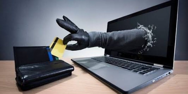 “Fabrikat” e mashtrimit financiar edhe në Shqipëri, si grabiten miliona euro me call center-a dhe investime false