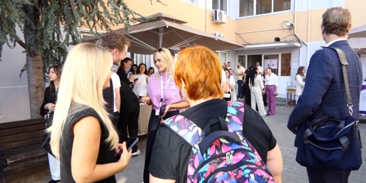 Ekspertët: Demenca po prek më shumë njerëz dhe rastet po shfaqen në moshë më të re