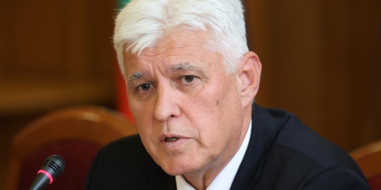 Ministri Stoyanov: Dronët goditën një tjetër anije kontejnerësh pranë Bullgarisë