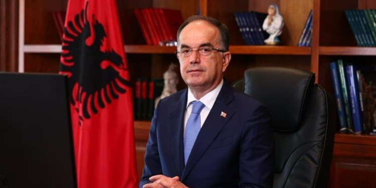 Presidenti Begaj takohet me krerët e komuniteteve fetare