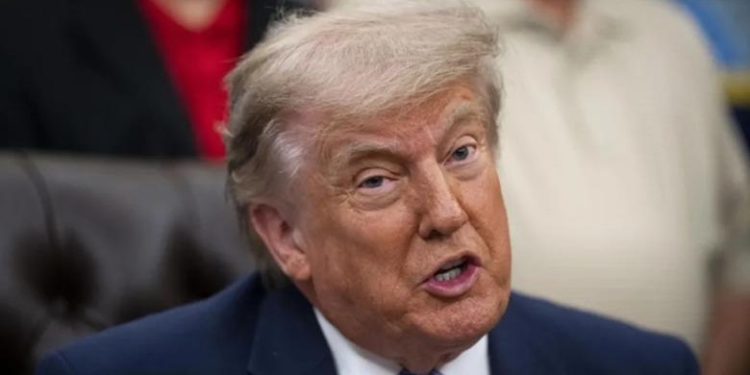 Trump pezullon sanksionet e reja kundër Rusisë të miratuara nga Kongresi