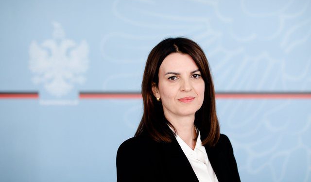 Koçiu dënon dhunën në protestën te Ministria e Arsimit: Nuk është gjuha me të cilën duhet të shprehet rinia