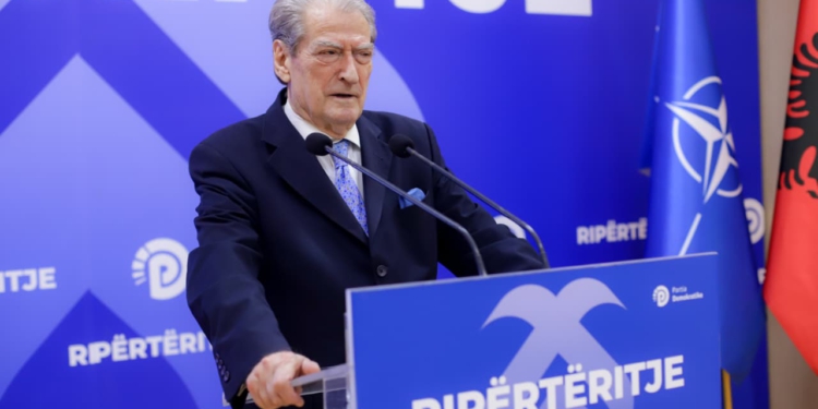 Berisha thërret protestë kombëtare të shtunën: Duhen mbështetur studentët dhe gjimnazistët
