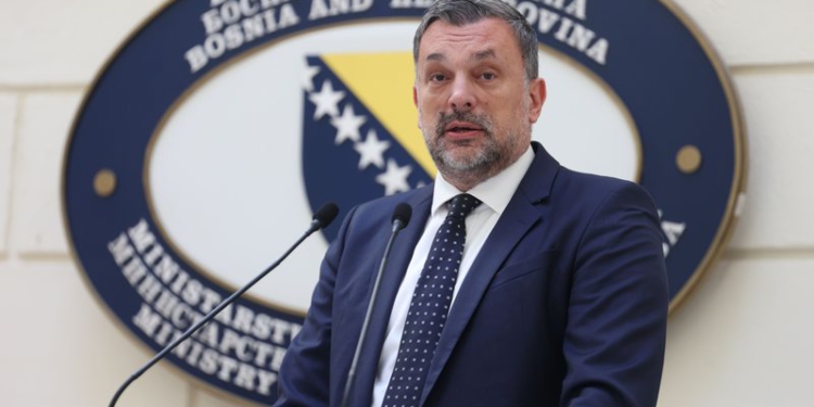 Lobistët e Berishës dhe Dodikut në lupën e Uashingtonit, Bosnja kërkon verifikime dhe sanksione