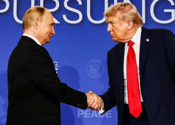 SHBA i hap Rusisë derën e tregut perëndimor të naftës, Trump arrin marrëveshje me Putin