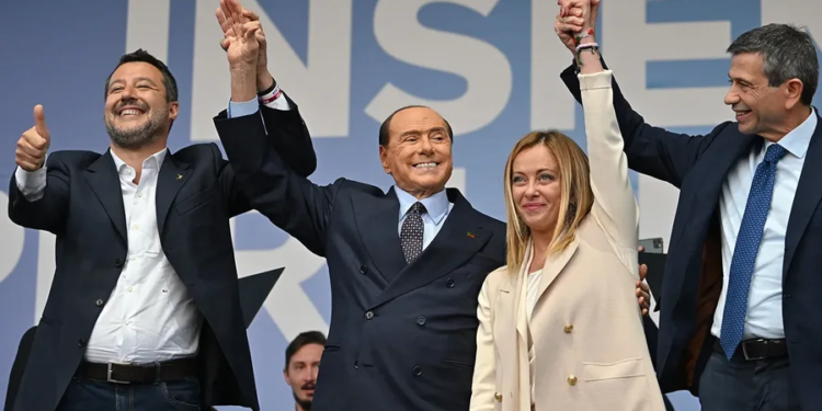 Nga Berlusconi te Trump e Meloni/ Italia ndezi fitilin, e djathta radikale tronditi Perëndimin