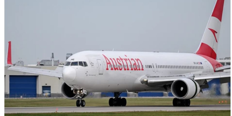 Alarm për bombë në avionin e Austrian Airlines, ulje emergjente në Sofje