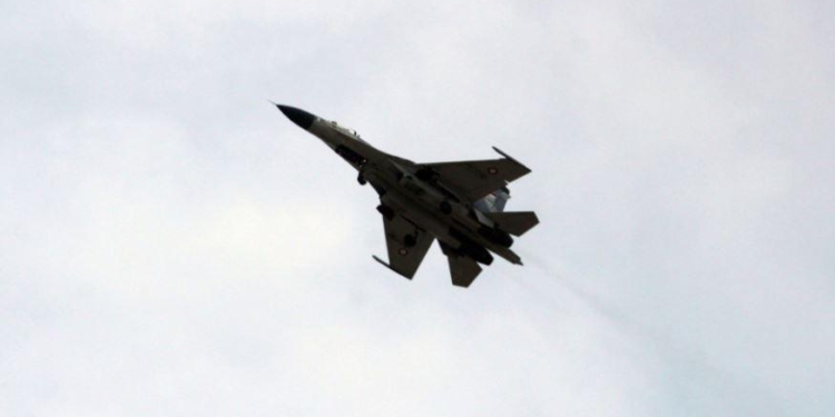 Një objekt i dyshimtë po afrohej në kufinjtë e Rumanisë, avionët F-18 operacion për kapjen e tij