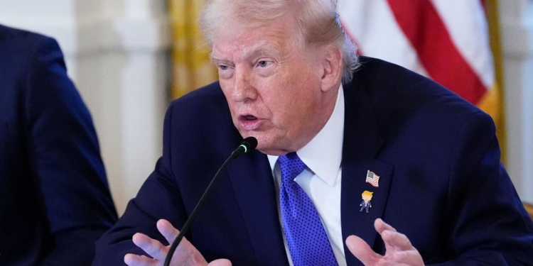 Negociatat për mbylljen e luftës në Ukrainë, Trump: Do mbahet një takim mes Putin dhe Zelenskyt shumë shpejt