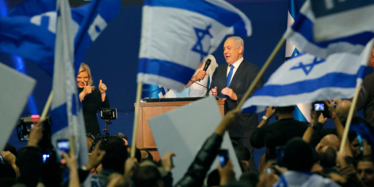 Paqartësi politike në Izrael, Netanyahu rrezikon humbjen e pushtetit, ja 4 skenarët për formimin e qeverisë