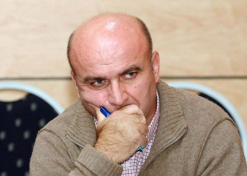 Në kërkim të negociatorit të paqes