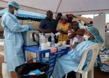 Epidemia e Ebolës në Kongo kalon 10,000 raste, vijojnë trajtimet e të infektuarve