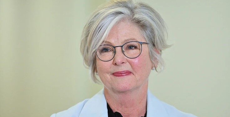Deputetja australiane përplaset nga një makinë, nisin hetimet për goditje të qëllimshme, autori mbante thikë