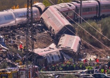 Tragjedia hekurudhore në Spanjë, dalin audioregjistrimet: Kontrollori lejoi trenat të lëviznin pa konfirmuar distancën e sigurisë