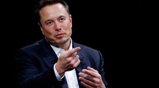 Musk shqyrton bashkimin mega-korporativ mes SpaceX dhe Tesla me vlerë mbi 3.5 trilionë dollarë