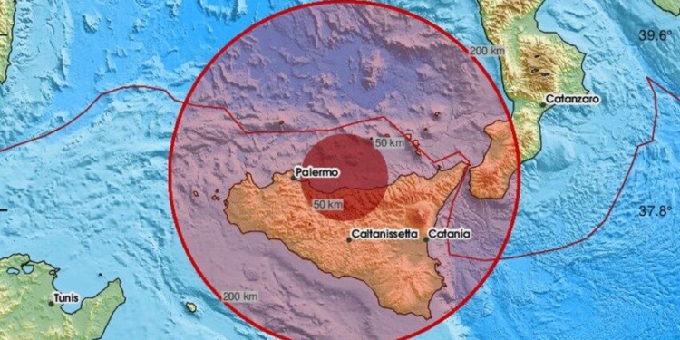 Seri tërmetesh godasin brigjet e Siçilisë, lëshohet alarm për cunami
