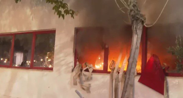 Dhuna në protestën e djeshme dhe djegia e Komisariatit nr. 3, Policia arreston 69 persona, 20 të tjerë procedohen penalisht!