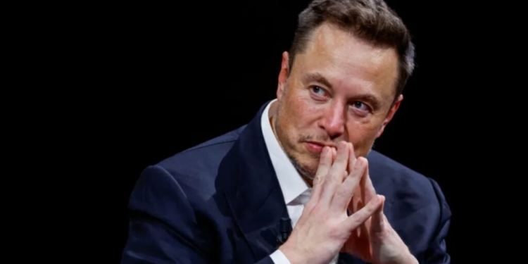 Dronët ukrainas humbasin lidhjen, Musk: Vendimin e merr ushtria amerikane