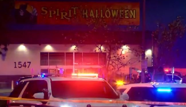 Të shtëna me armë në një dyqan Halloween në Kaliforni, një i vdekur dhe 6 të plagosur
